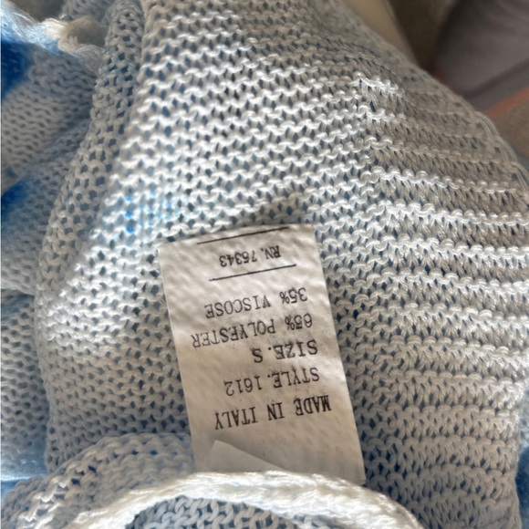 Luisa’s Ricci Blue Tie-Dye Knit Top - Picture 8 of 9